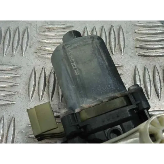 Elevalunas Delantero Derecho para Seat Leon St (5F8)