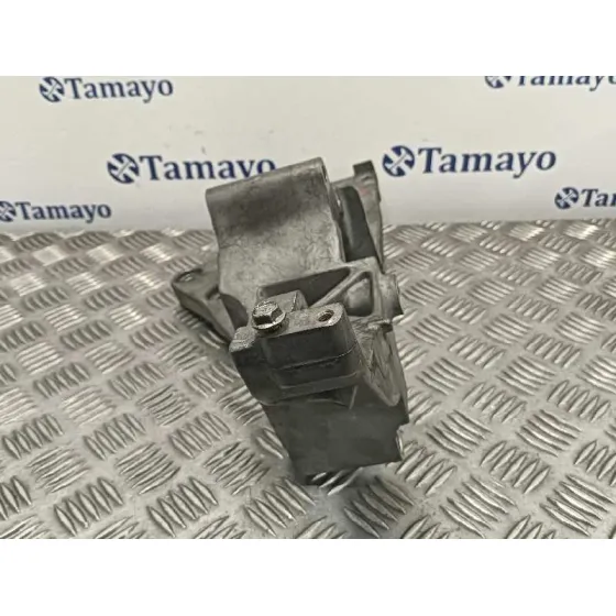 Soporte Alternador para Nissan Nt400 Cabstar (01/20214->)