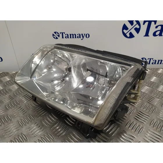 Faro Izquierdo para Volkswagen Polo Berlina (6N2)