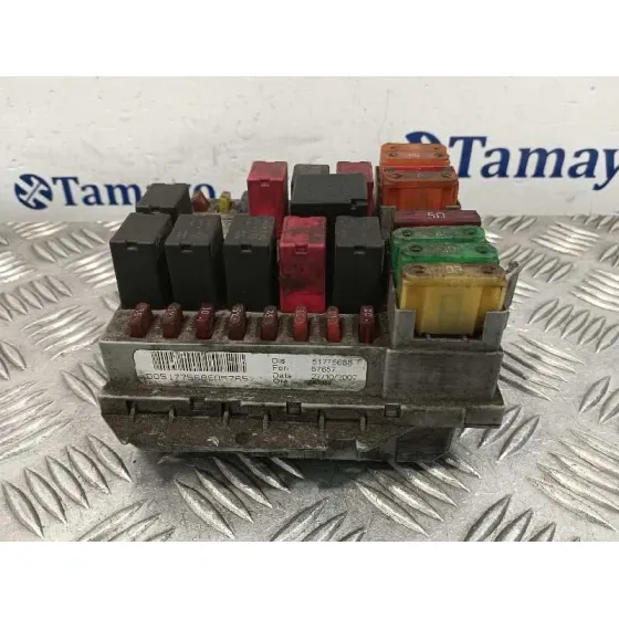 Caja Reles / Fusibles para Fiat Bravo (198)