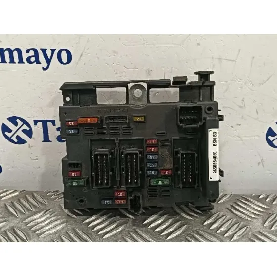 Caja Reles / Fusibles para Peugeot 307 Break / Sw (S1)