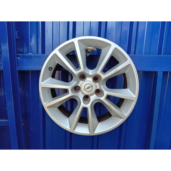 Llanta para Opel Astra H Berlina