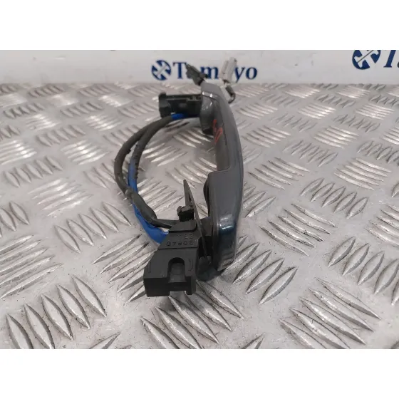 Maneta Exterior Delantera Derecha para Nissan Pathfinder (R51)