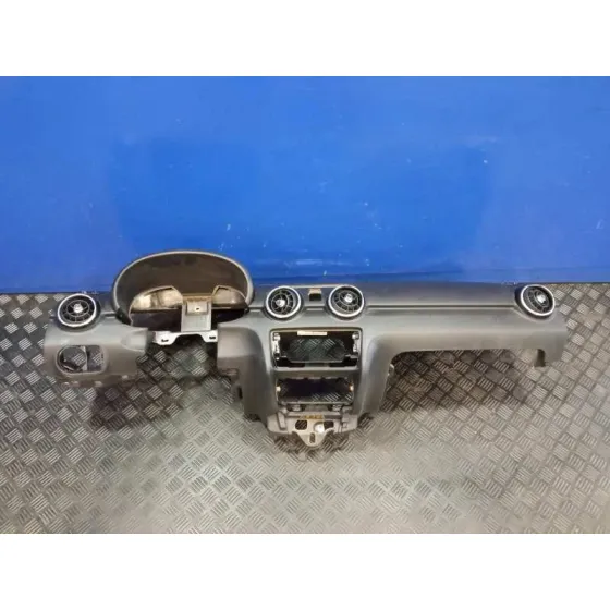 Salpicadero para Audi A1 Sportback (8Xf)