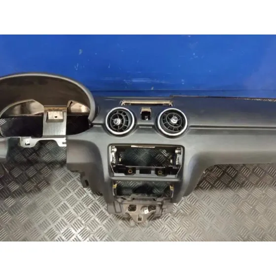 Salpicadero para Audi A1 Sportback (8Xf)