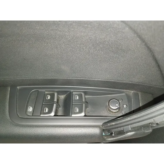 Guarnecido Puerta Delantera Izquierda para Audi A1 Sportback (8Xf)