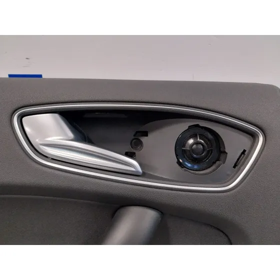 Guarnecido Puerta Trasera Izquierda para Audi A1 Sportback (8Xf)