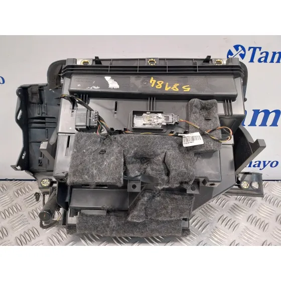 Guantera para Audi A1 Sportback (8Xf)