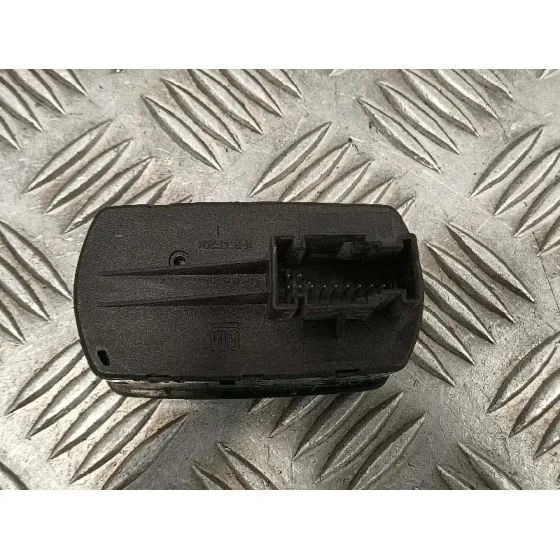 Mando Elevalunas Delantero Izquierdo para Opel Corsa E