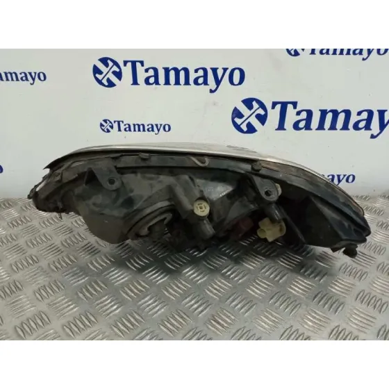 Faro Derecho para Opel Zafira A