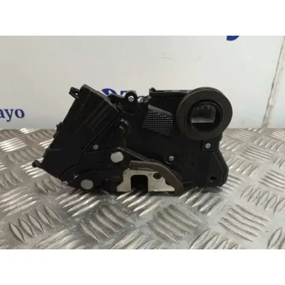 Cerradura Puerta Delantera Derecha para Toyota Yaris (_P9_)