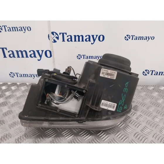 Faro Derecho para Chrysler 300 C