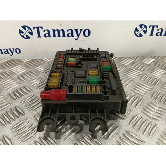 Caja Reles / Fusibles para Bmw Serie 1 Lim. (F20)
