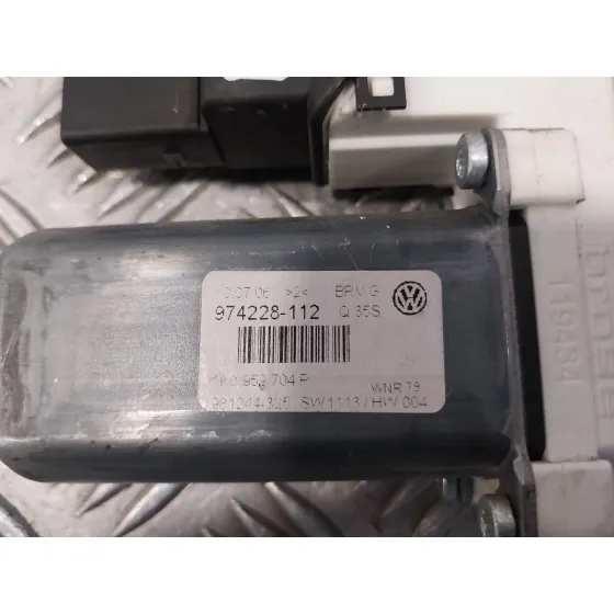Motor Elevalunas Trasero Derecho para Volkswagen Passat Berlina (3C2)