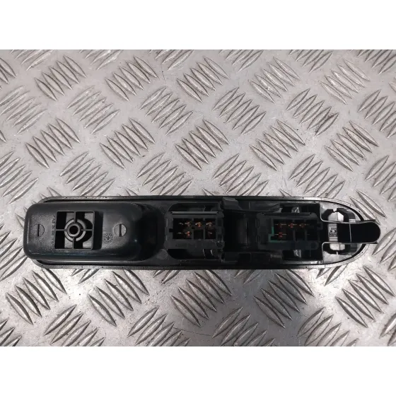 Mando Elevalunas Delantero Izquierdo para Peugeot 307 (S1)