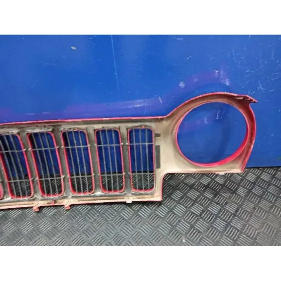 Rejilla Delantera para Chrysler Jeep Cherokee (Kj)