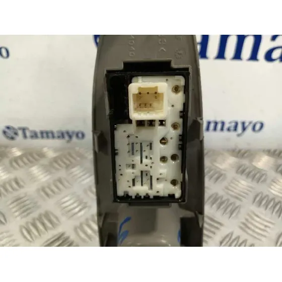 Elevalunas Delantero Derecho para Toyota Iq