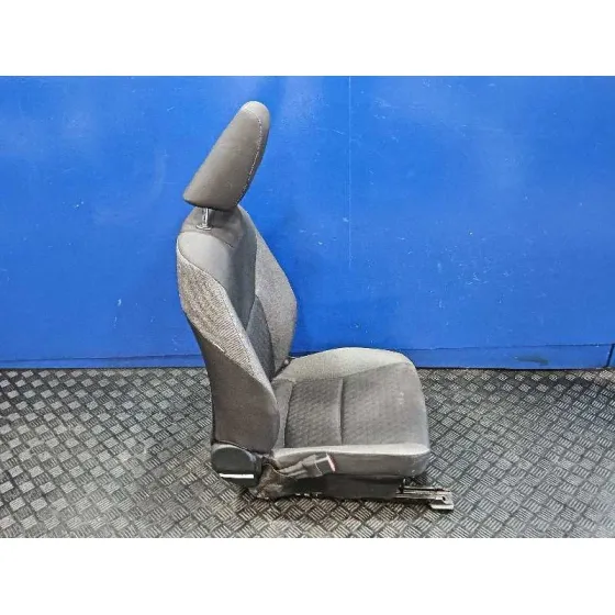 Asiento Delantero Izquierdo para Toyota Yaris (Xpa1F/Mxph11/Chxnbw)