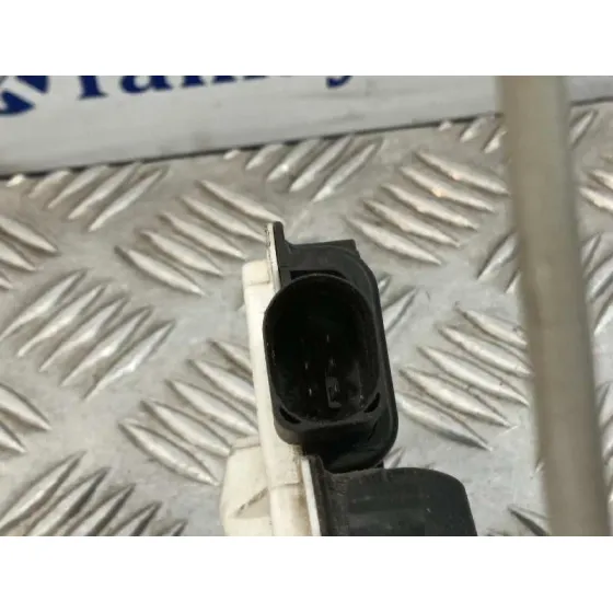 Cerradura Puerta Delantera Derecha para Seat Ibiza (6J5)