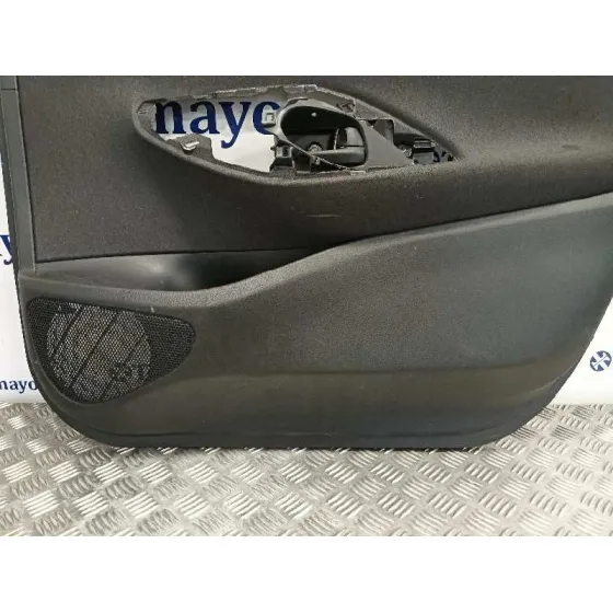 Guarnecido Puerta Delantera Derecha para Toyota Yaris (Xpa1F/Mxph11/Chxnbw)