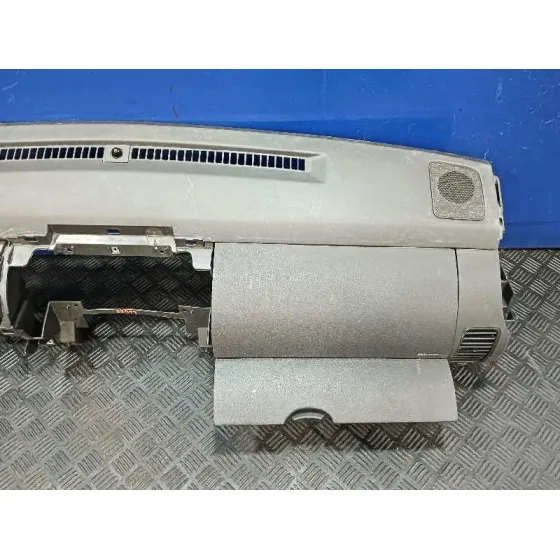 Salpicadero para Nissan Pathfinder (R51)