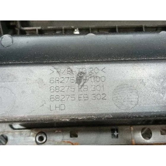 Salpicadero para Nissan Pathfinder (R51)