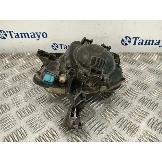 Faro Antiniebla Derecho para Peugeot 306 Cabriolet (S1)