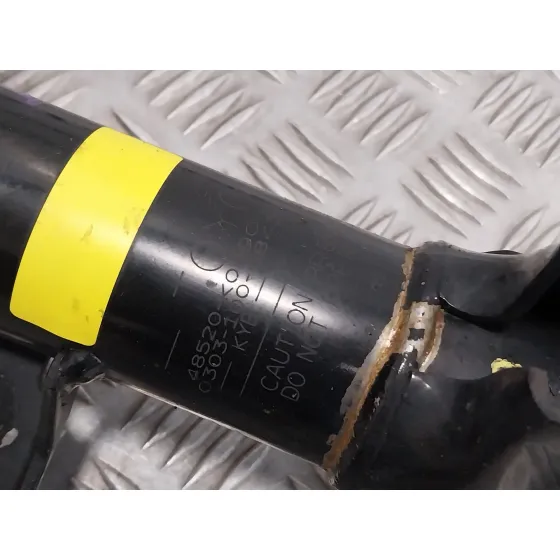 Amortiguador Delantero Izquierdo para Toyota Yaris (Xpa1F/Mxph11/Chxnbw)