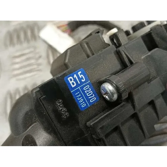 Mando Multifuncion para Toyota Yaris (Xpa1F/Mxph11/Chxnbw)