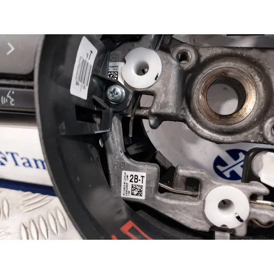 Volante para Toyota Yaris (Xpa1F/Mxph11/Chxnbw)