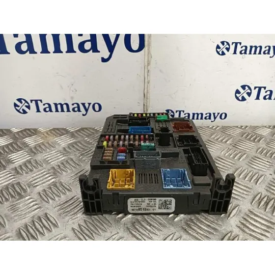 Caja Reles / Fusibles para Toyota Proace