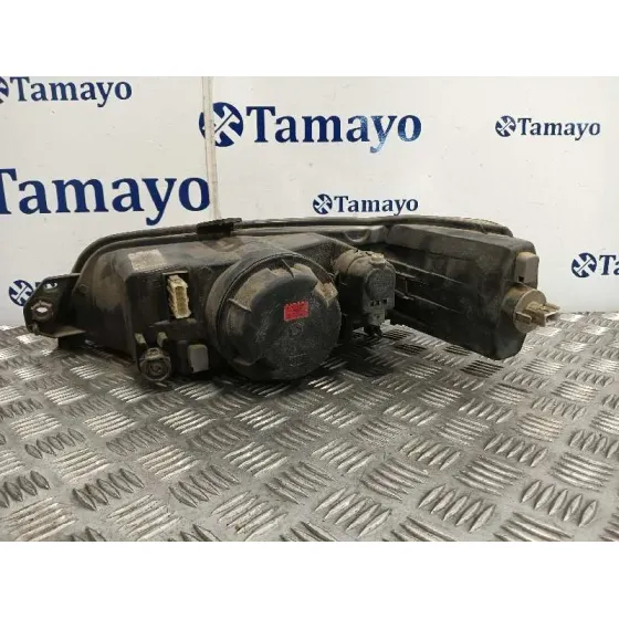Faro Derecho para Peugeot 306 Cabriolet (S1)