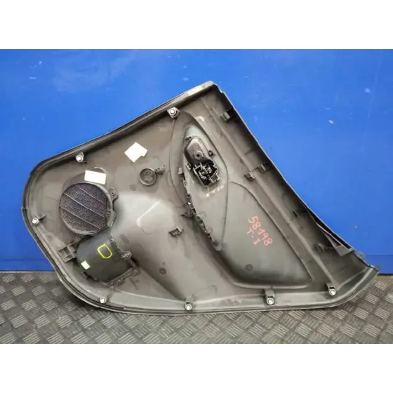 Guarnecido Puerta Trasera Izquierda para Toyota Yaris (Xpa1F/Mxph11/Chxnbw)