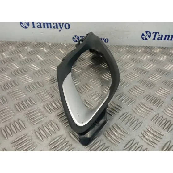Moldura Puerta Delantera Izquierda para Toyota Yaris (Xpa1F/Mxph11/Chxnbw)