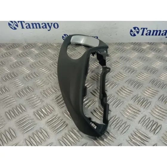 Moldura Puerta Delantera Izquierda para Toyota Yaris (Xpa1F/Mxph11/Chxnbw)