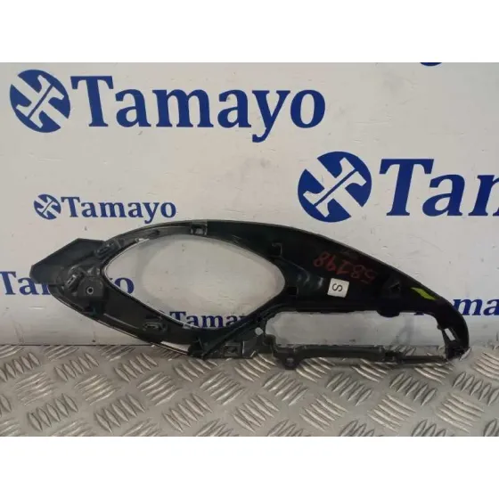 Moldura Puerta Delantera Izquierda para Toyota Yaris (Xpa1F/Mxph11/Chxnbw)