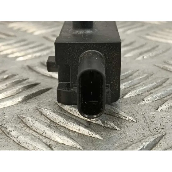 Sensor Presion para Skoda Octavia Lim. (5E3)
