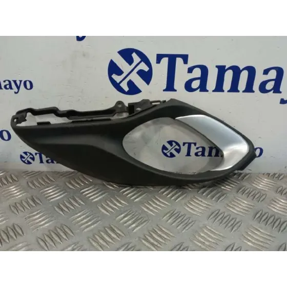 Moldura Puerta Delantera Derecha para Toyota Yaris (Xpa1F/Mxph11/Chxnbw)