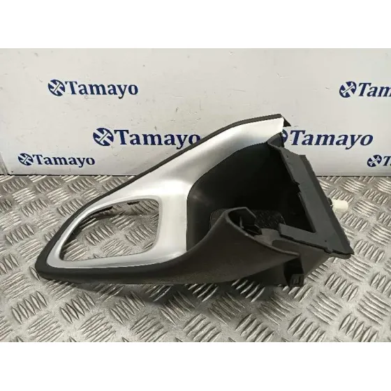 Consola Central para Toyota Yaris (Xpa1F/Mxph11/Chxnbw)