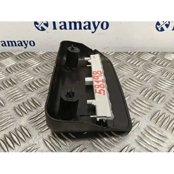 Piloto Trasero Central para Toyota Yaris (Xpa1F/Mxph11/Chxnbw)