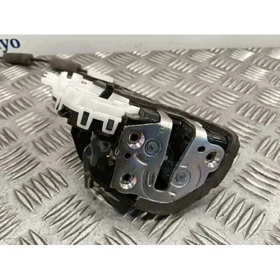 Cerradura Puerta Trasera Derecha para Toyota Yaris (Xpa1F/Mxph11/Chxnbw)