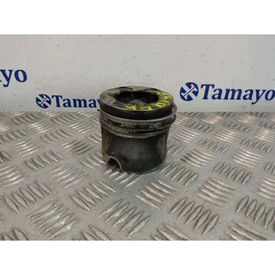 Piston para Mercedes-Benz Sprinter 5-T Caja/Chasis (B906)