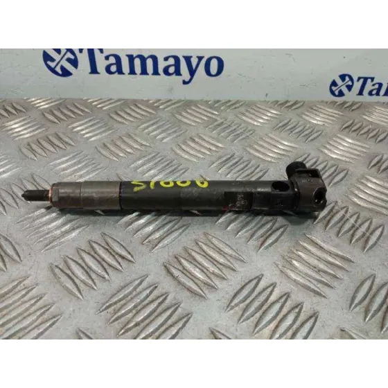 Inyector para Mercedes-Benz Sprinter 5-T Caja/Chasis (B906)