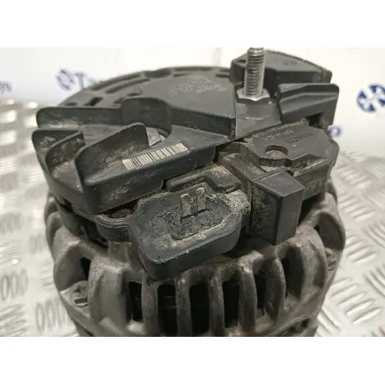 Alternador para Mercedes-Benz Viano (W639)