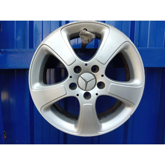Llanta para Mercedes-Benz Clase A (W169)