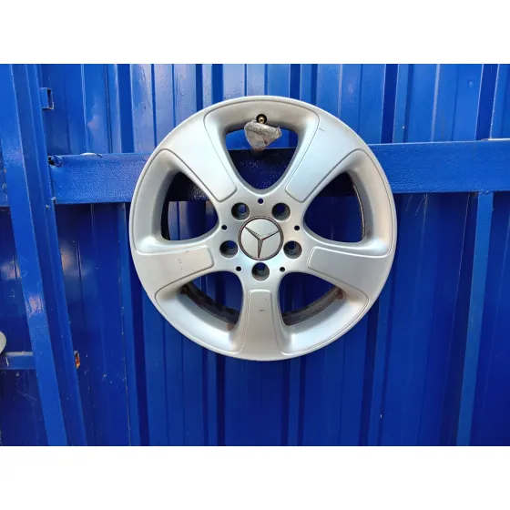 Llanta para Mercedes-Benz Clase A (W169)