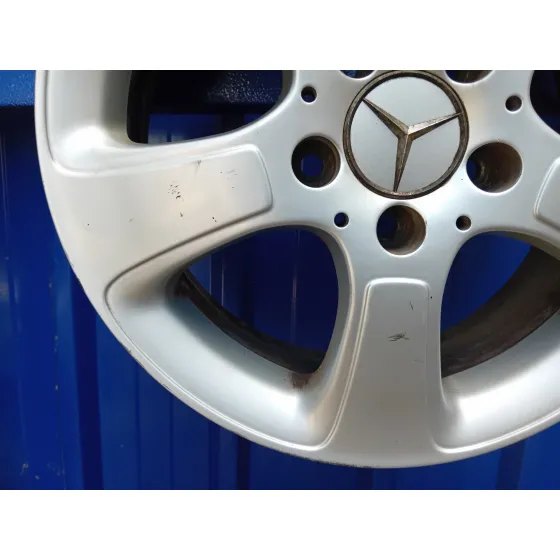 Llanta para Mercedes-Benz Clase A (W169)