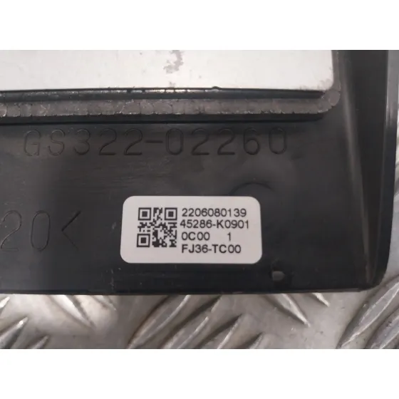Moldura para Toyota Yaris (Xpa1F/Mxph11/Chxnbw)