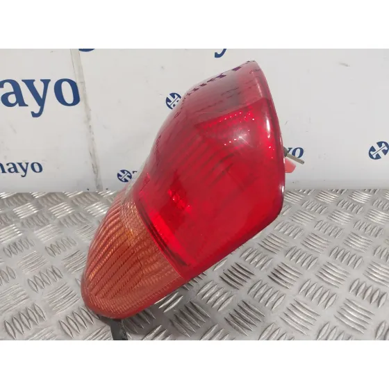 Piloto Trasero Derecho para Toyota Rav 4 (A2)
