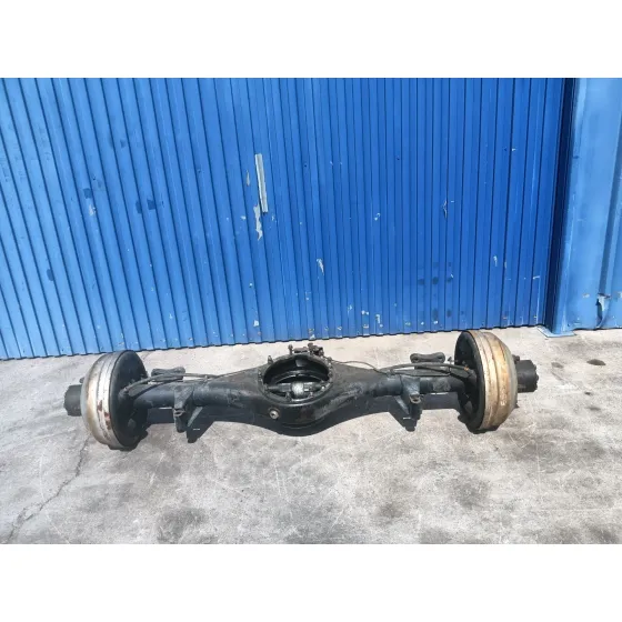 Puente Trasero para Nissan Cabstar 01.04 ->